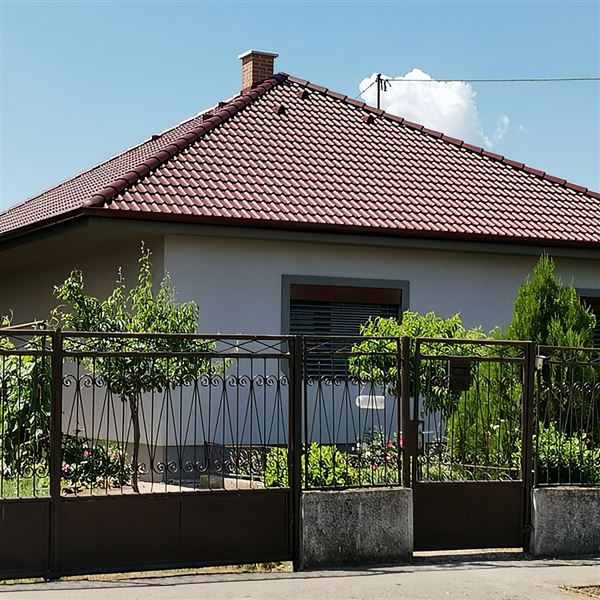 Bramac Klasik Novo škridla základná 1/1, červenohnedá